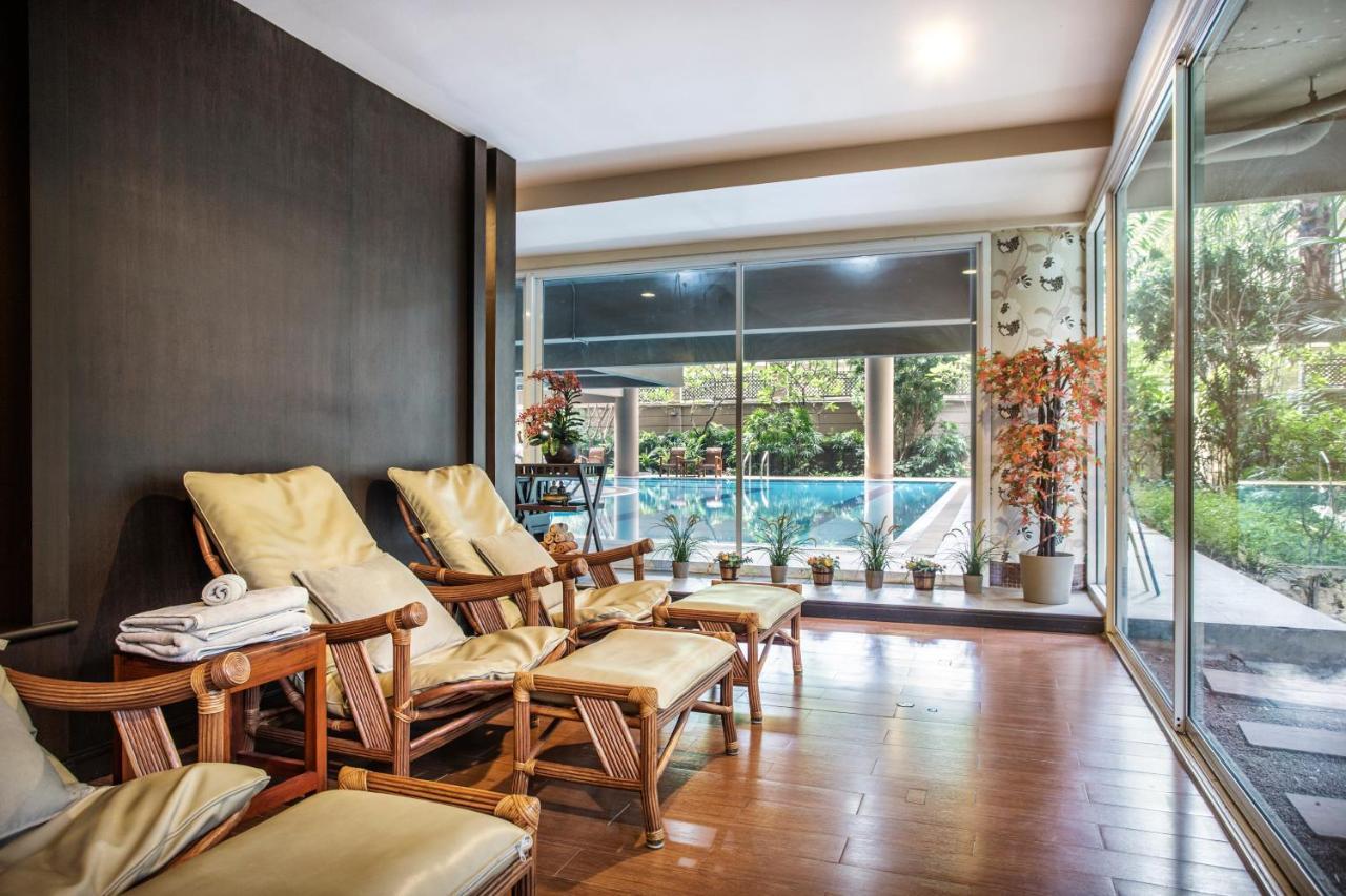 The Tepp Aparthotel Bangkok Exterior photo